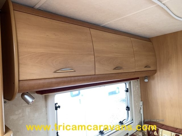 Swift Challenger 520/4 L-Shaped Front Seats, Separate Shower in Down