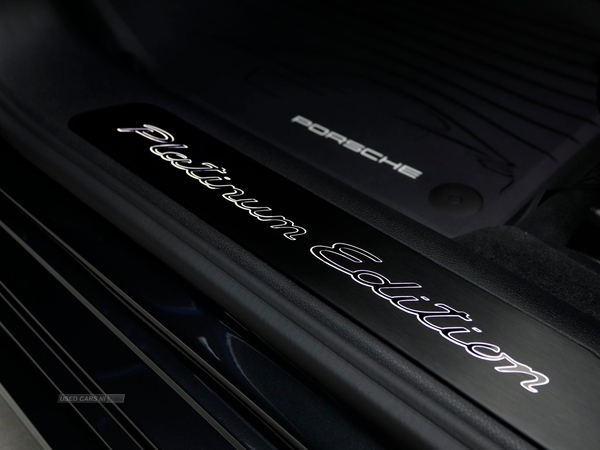 Porsche Panamera 2.9 V6 4 Platinum Edition E-Hybrid 5dr PDK in Antrim