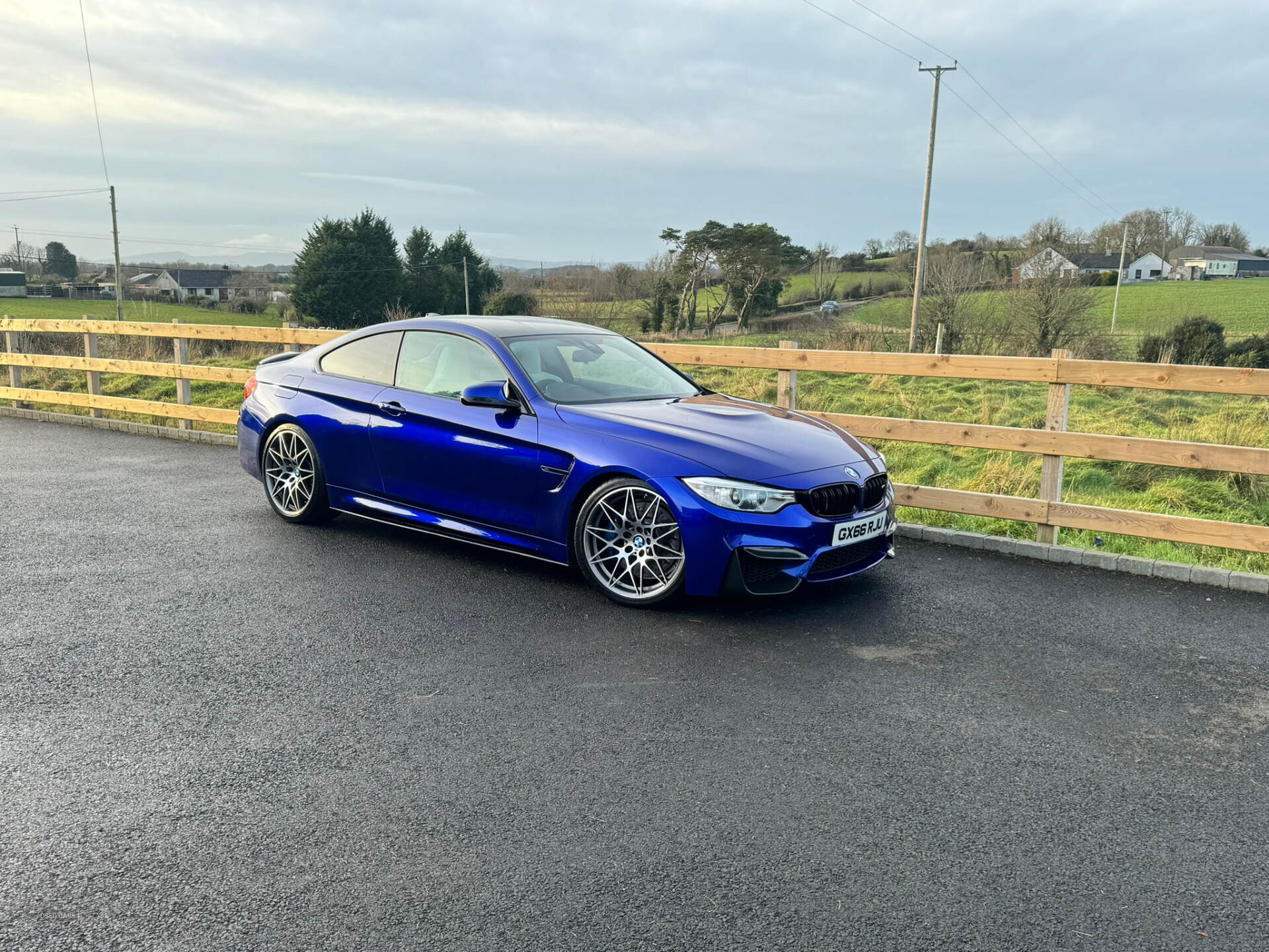 Sep 2016 BMW M4 M4 2dr DCT [Competition Pack]