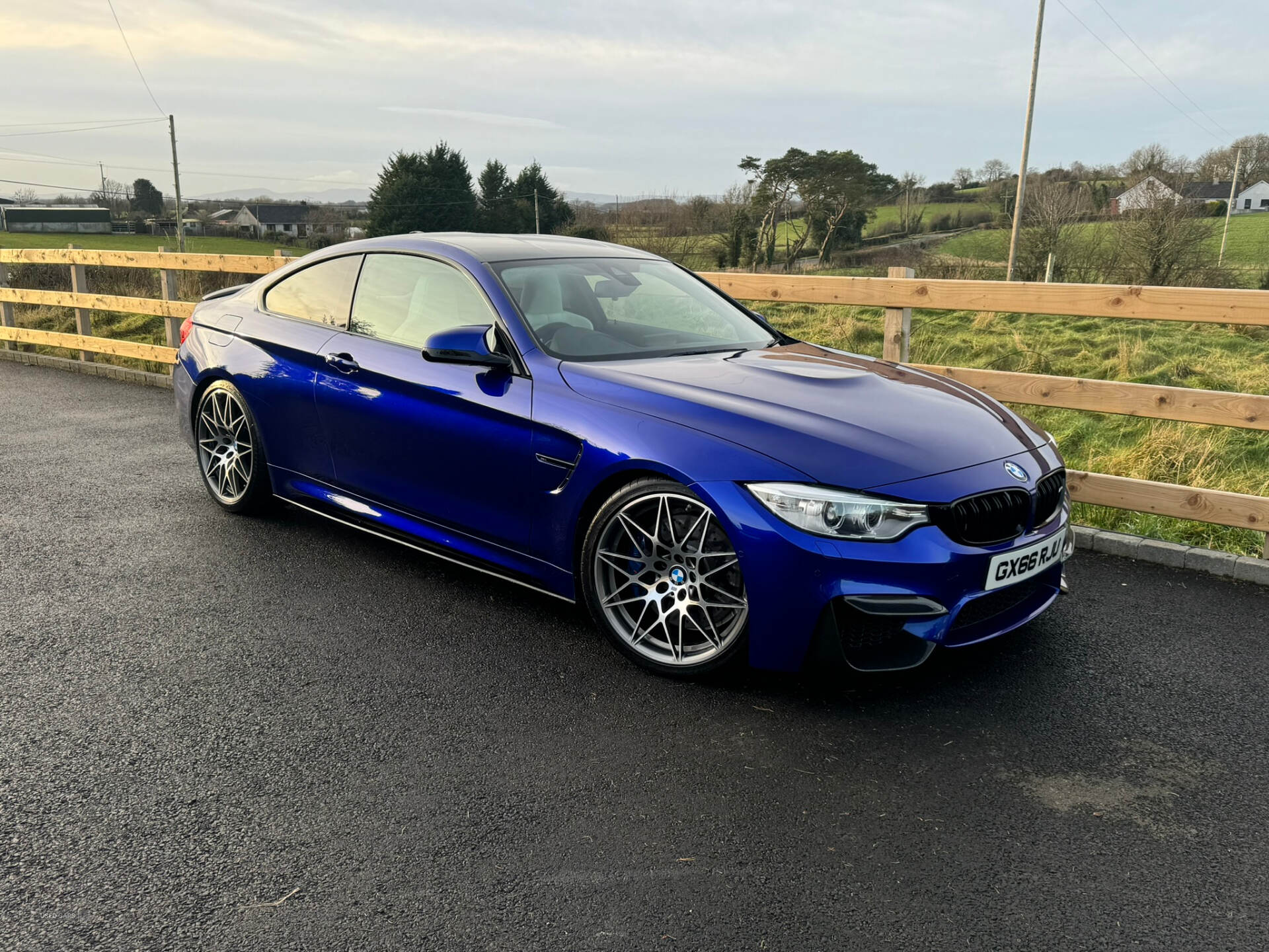 Sep 2016 BMW M4 M4 2dr DCT [Competition Pack]