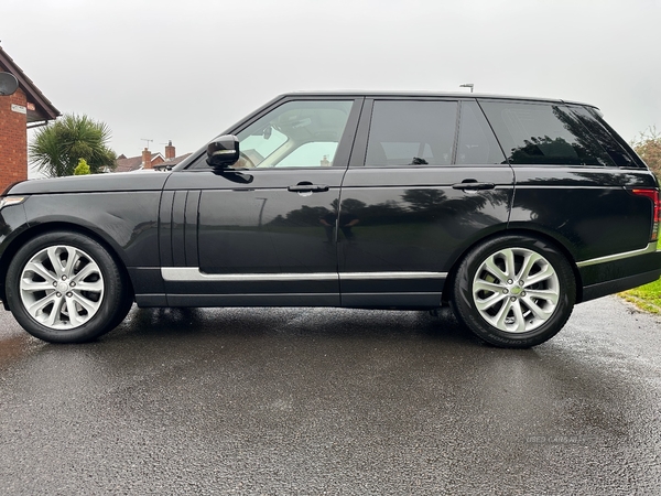 Land Rover Range Rover DIESEL ESTATE in Antrim