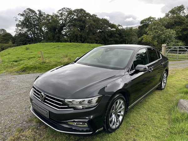 Volkswagen Passat DIESEL SALOON in Down