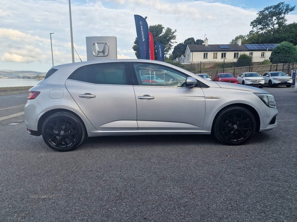 Renault Megane 1.2 TCe Dynamique S Nav Euro 6 (s/s) 5dr in Down