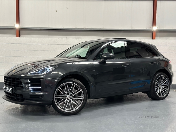 Porsche Macan ESTATE in Antrim