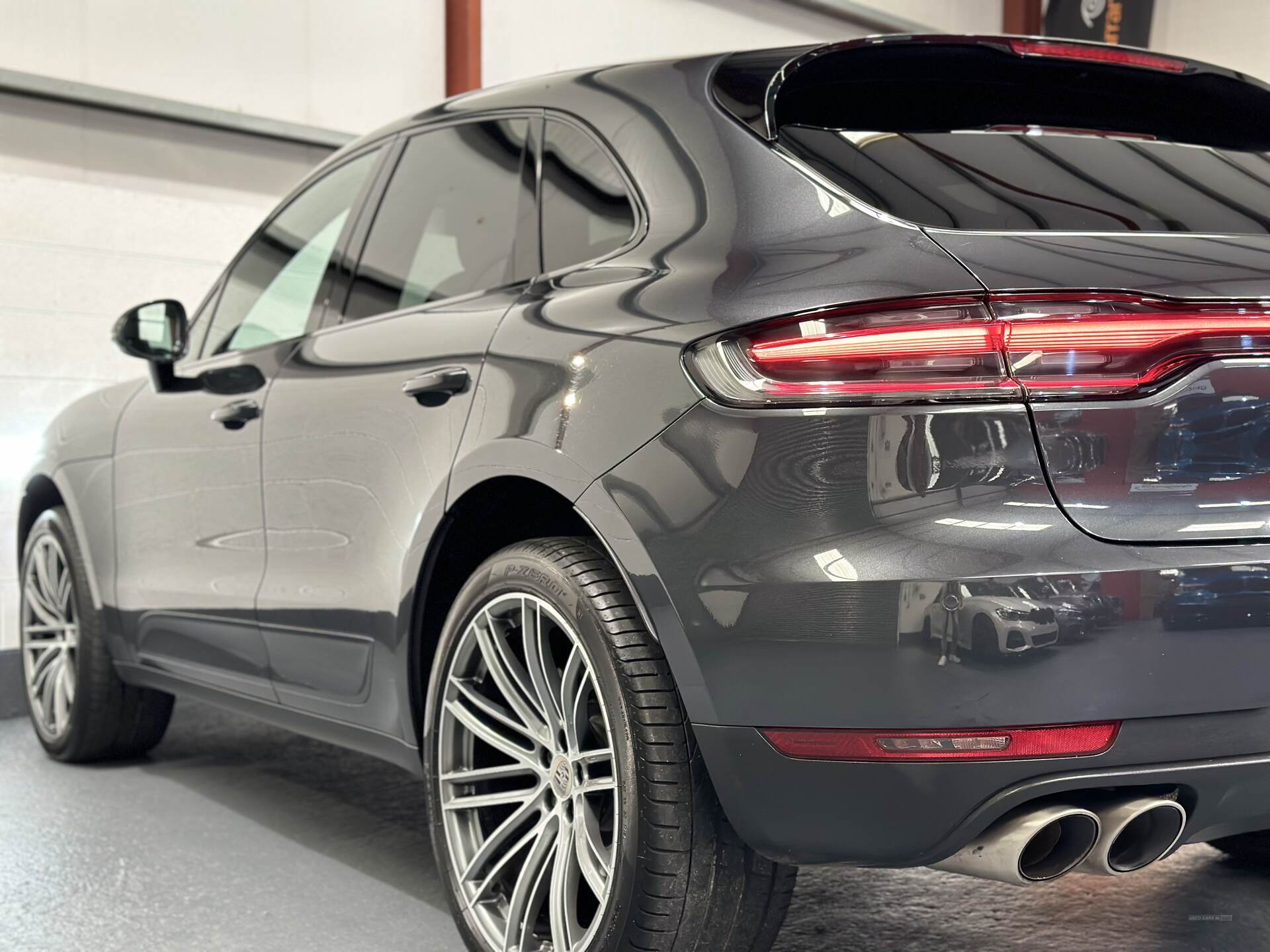 Porsche Macan ESTATE in Antrim