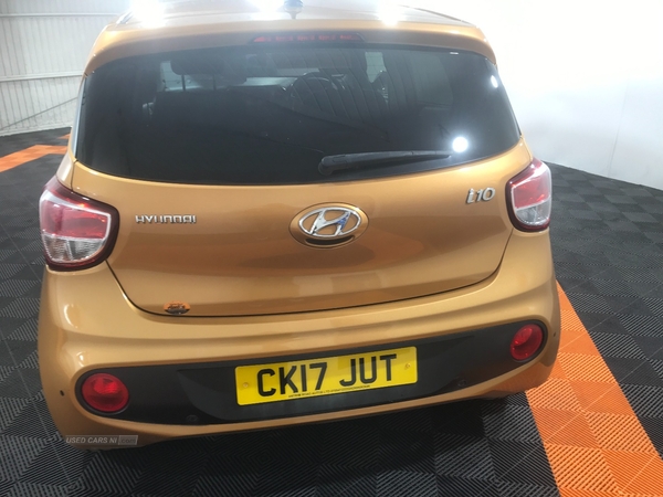 Hyundai i10 HATCHBACK in Antrim