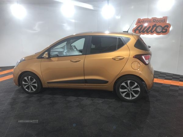 Hyundai i10 HATCHBACK in Antrim