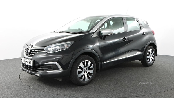 Renault Captur PLAY TCE in Tyrone