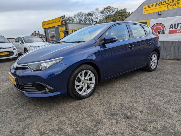 Toyota Auris 1.6 D-4D ICON TSS 5d 110 BHP in Derry / Londonderry