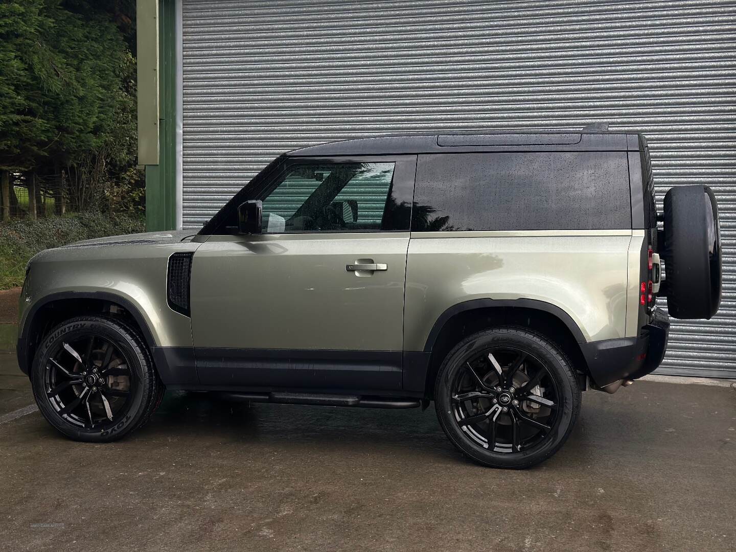 Land Rover Defender DIESEL ESTATE in Antrim