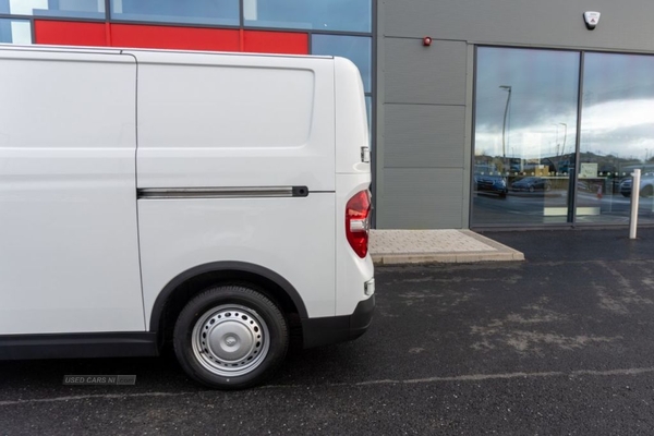 Maxus E DELIVER 3 90kW H1 Van 50.2kWh Auto in Derry / Londonderry