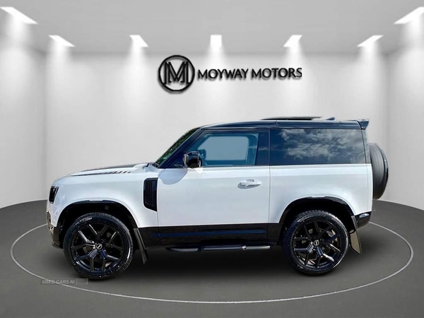 Land Rover Defender 90 3.0 D250 MHEV X-Dynamic SE Auto 4WD Euro 6 (s/s) 3dr in Tyrone