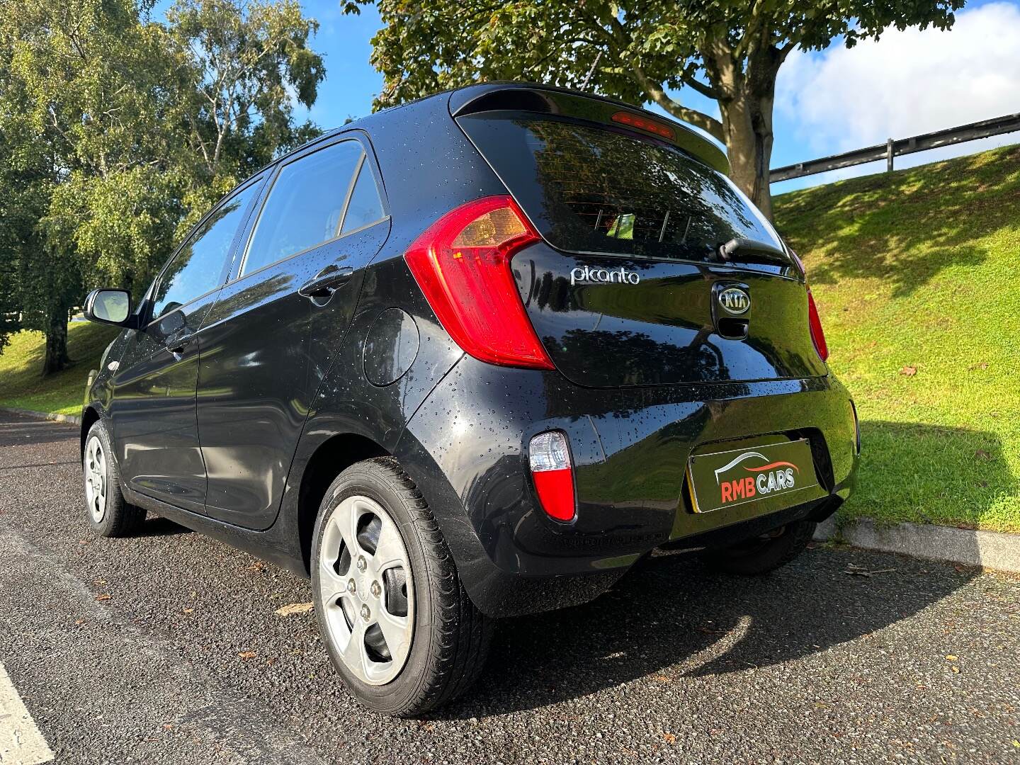 Kia Picanto HATCHBACK in Down