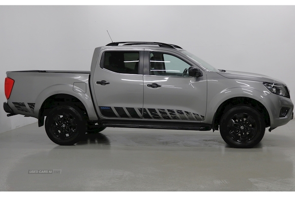 Nissan Navara Double Cab Pickup 2.3 dCi 190 N-Guard Auto in Down