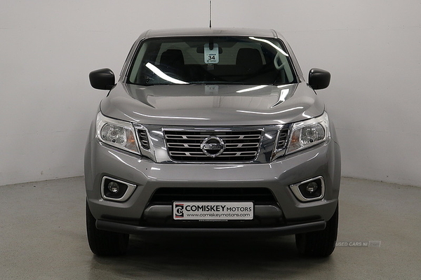 Nissan Navara 2.3 dCi Acenta Double Cab Pickup 4WD in Down