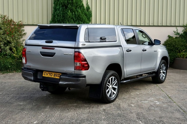 Toyota Hilux 2.4 INVINCIBLE X 4WD D-4D DCB 147 BHP MINT CLEAN, EXTRAS, TOW BAR in Down