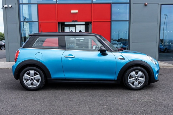 MINI Cooper 1.5 II 3dr Auto in Derry / Londonderry