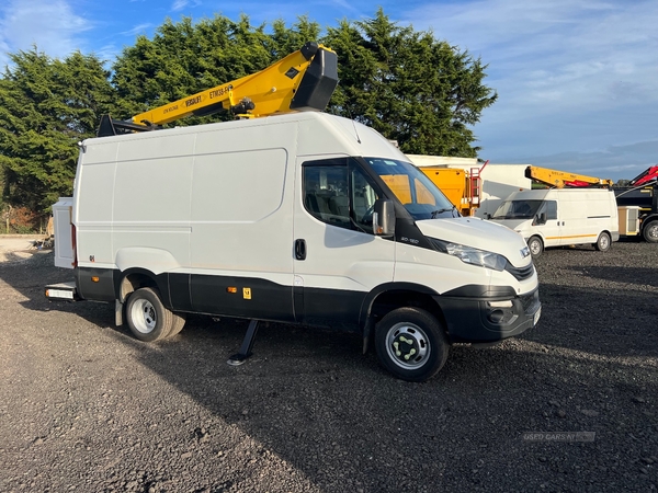 Iveco Daily 50C15V VERSALIFT in Derry / Londonderry