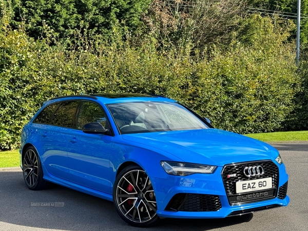 Audi RS6 AVANT in Down