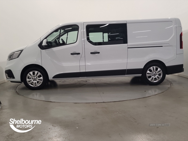 Renault Trafic LL30 Blue dCi 150 Extra Crew Van in Down