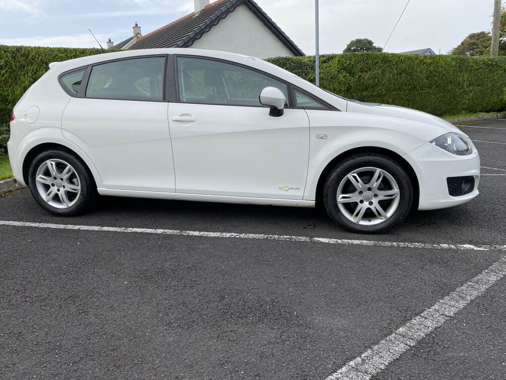 Dec 2011 Seat Leon 1.6 TDI CR Ecomotive S Copa 5dr
