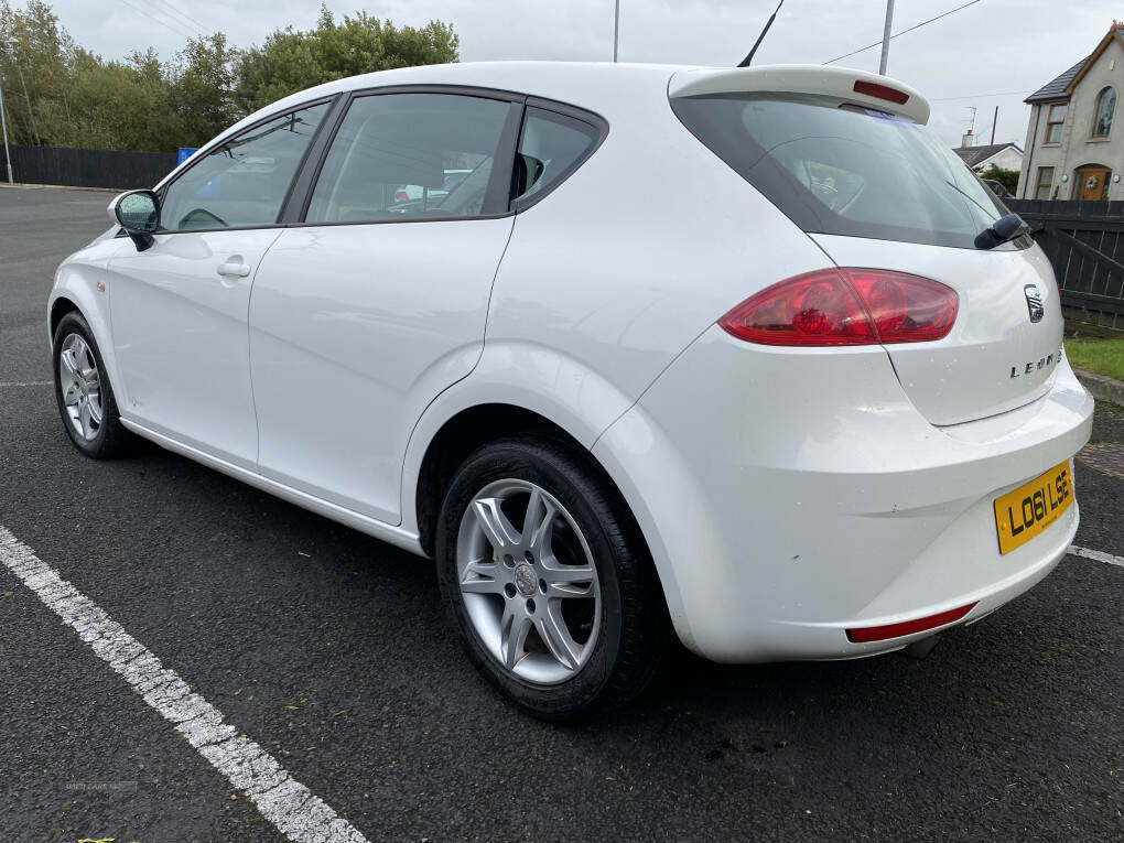 Dec 2011 Seat Leon 1.6 TDI CR Ecomotive S Copa 5dr