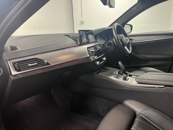 BMW 5 Series 2.0 520D M SPORT 4d 188 BHP full leather sports seats, sat nav in Down