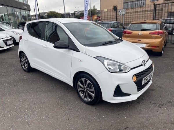 Hyundai i10 HATCHBACK SPECIAL EDITIONS in Down