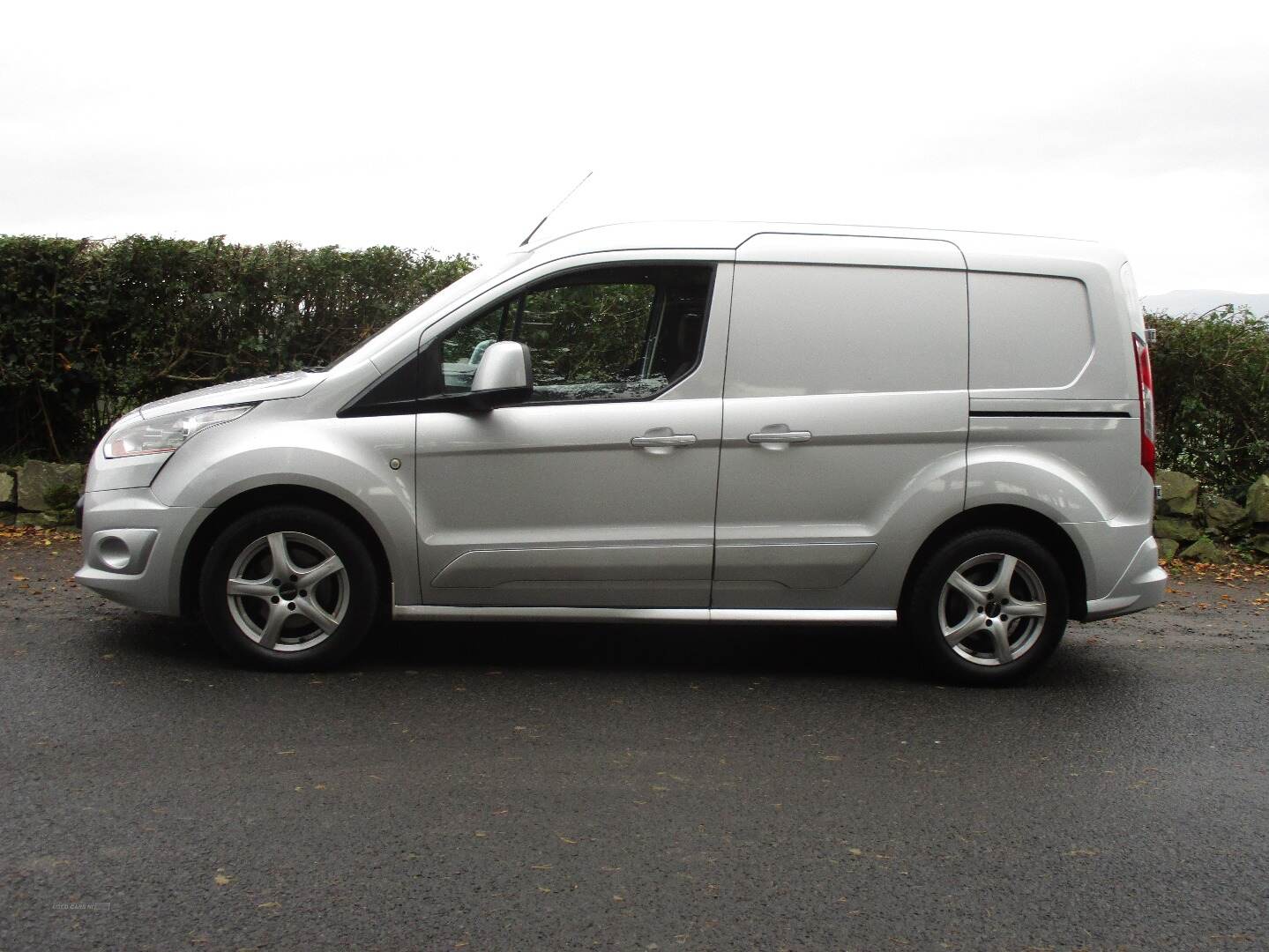 Ford Transit Custom 290 L1 DIESEL FWD in Derry / Londonderry