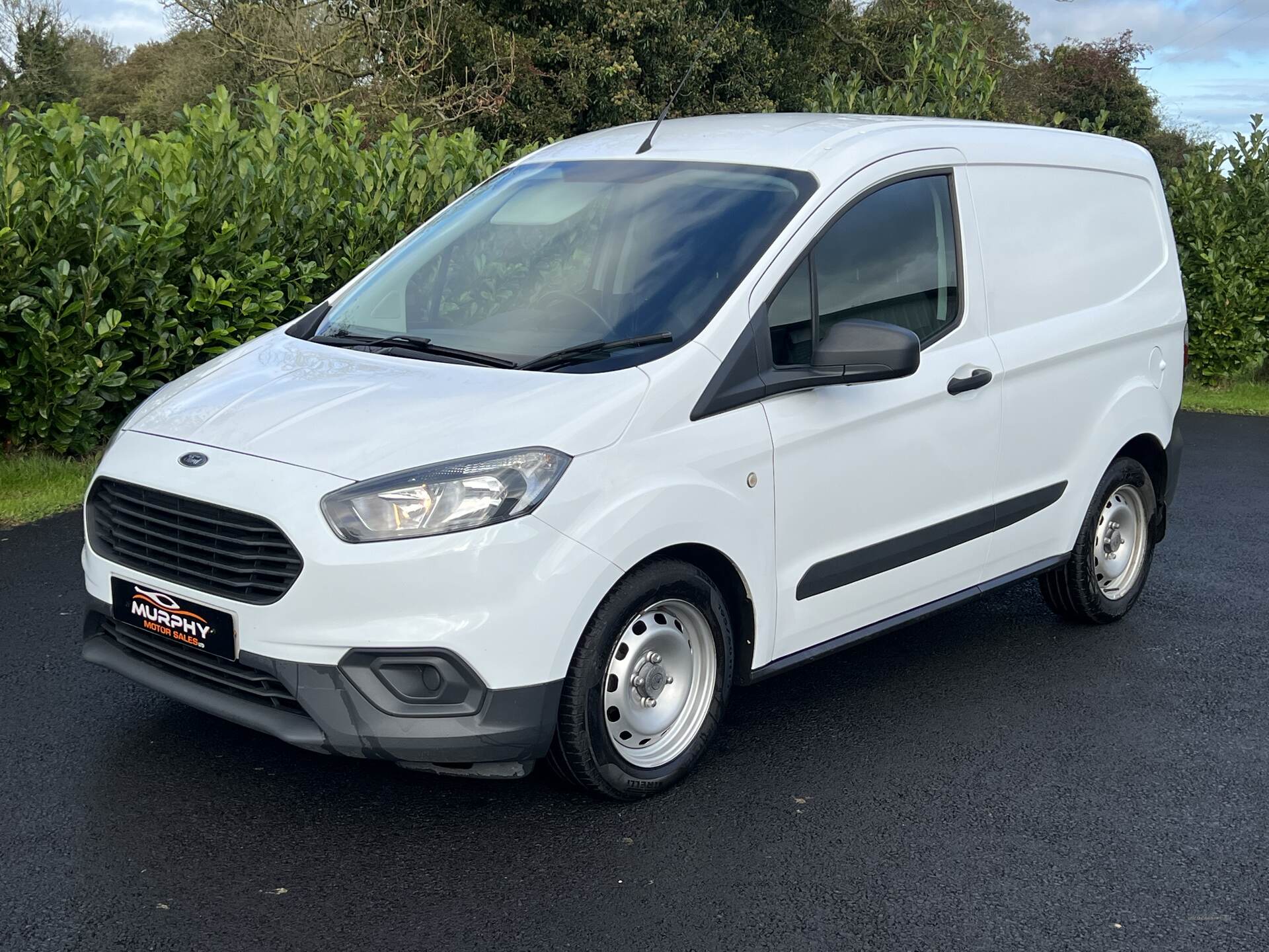 Ford Transit Courier DIESEL in Down