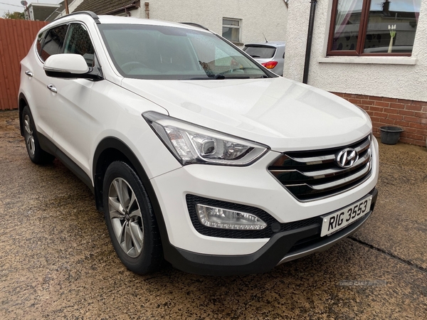 Hyundai Santa Fe DIESEL ESTATE in Antrim