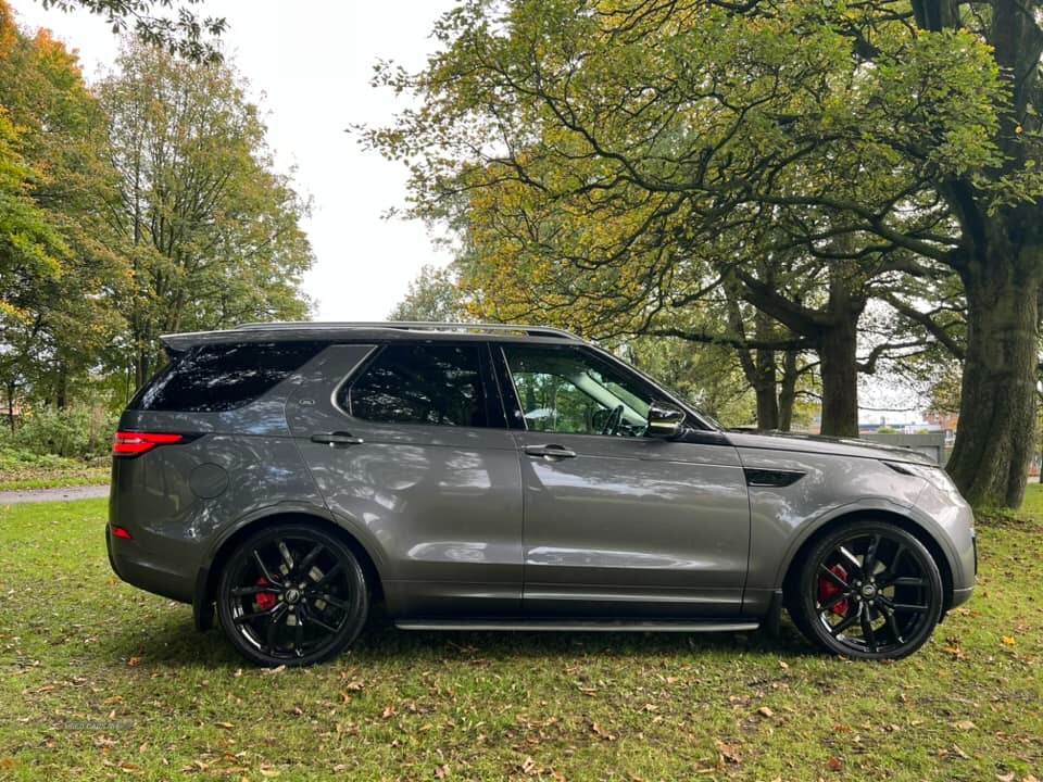 Land Rover Discovery in Armagh