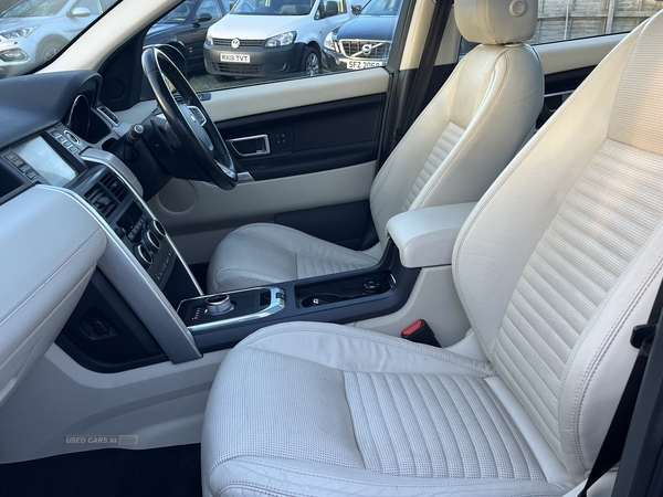 Land Rover Discovery Sport HSE Luxury in Down