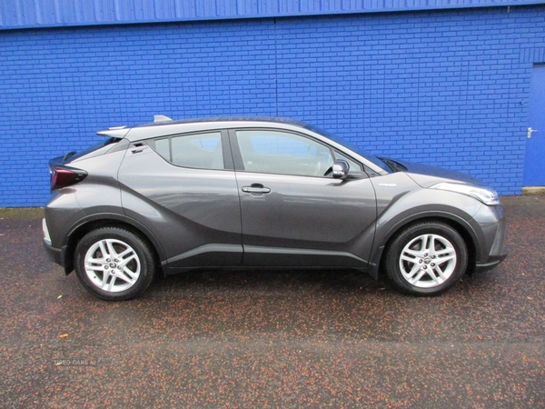 Toyota C-HR Icon 1.8 Icon Hybrid in Derry / Londonderry