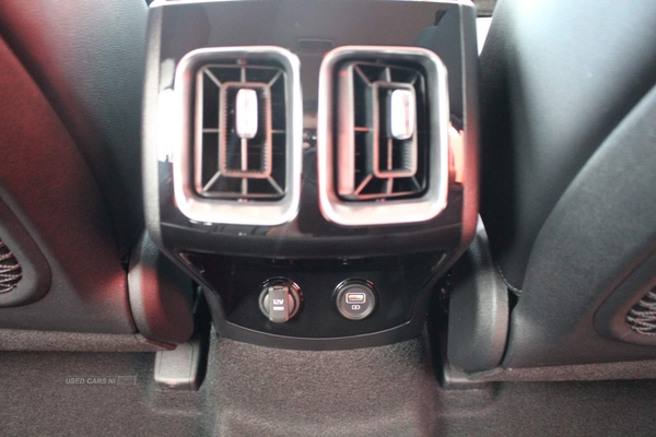 Kia Sorento 2.2 CRDI 3 AWD FULL KIA WARRANTY UNTIL APRIL 2030 in Down