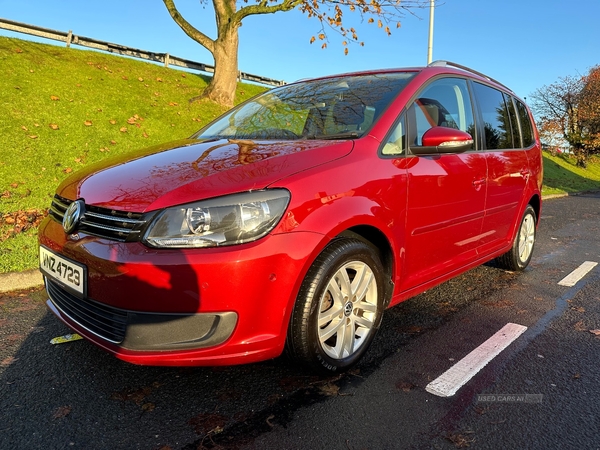 Volkswagen Touran DIESEL ESTATE in Down