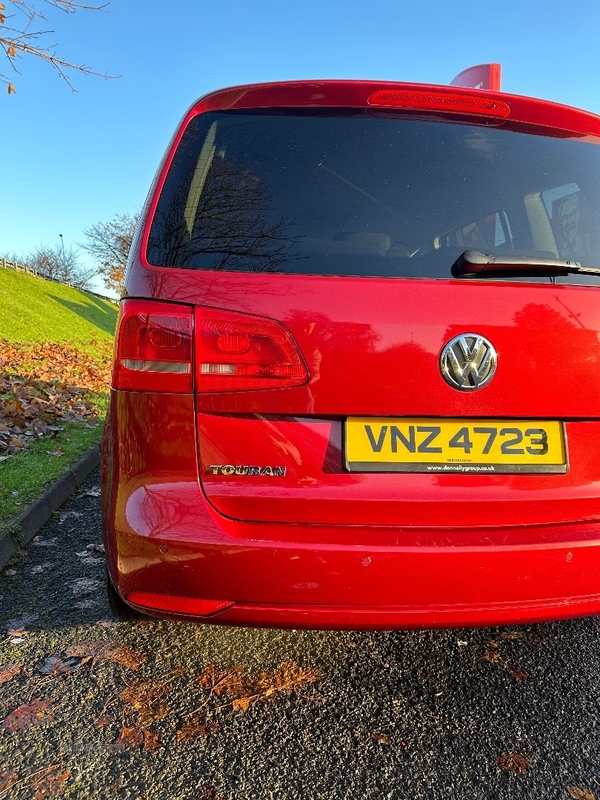 Volkswagen Touran DIESEL ESTATE in Down