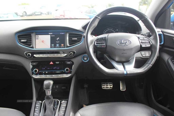 Hyundai Ioniq 1.6 GDi Hybrid Premium SE 5dr DCT in Down