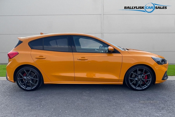 Ford Focus ST IN ORANGE WITH ONLY 25K in Armagh
