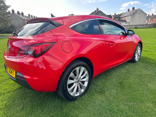 Vauxhall Astra GTC DIESEL COUPE in Antrim