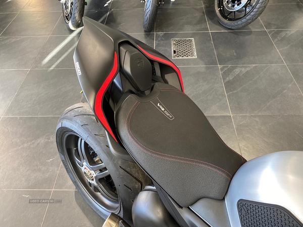 Ducati STREETFIGHTER Streetfighter V4 Sp (22My) in Antrim