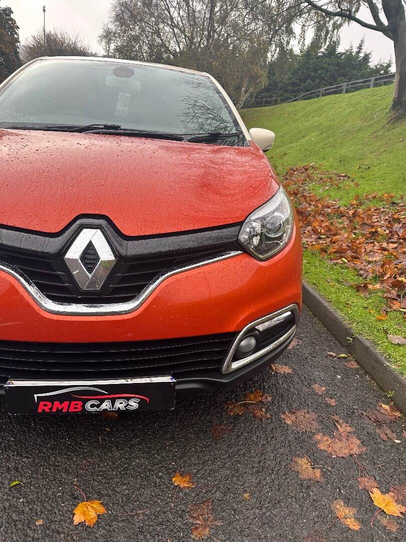 Renault Captur DIESEL HATCHBACK in Down