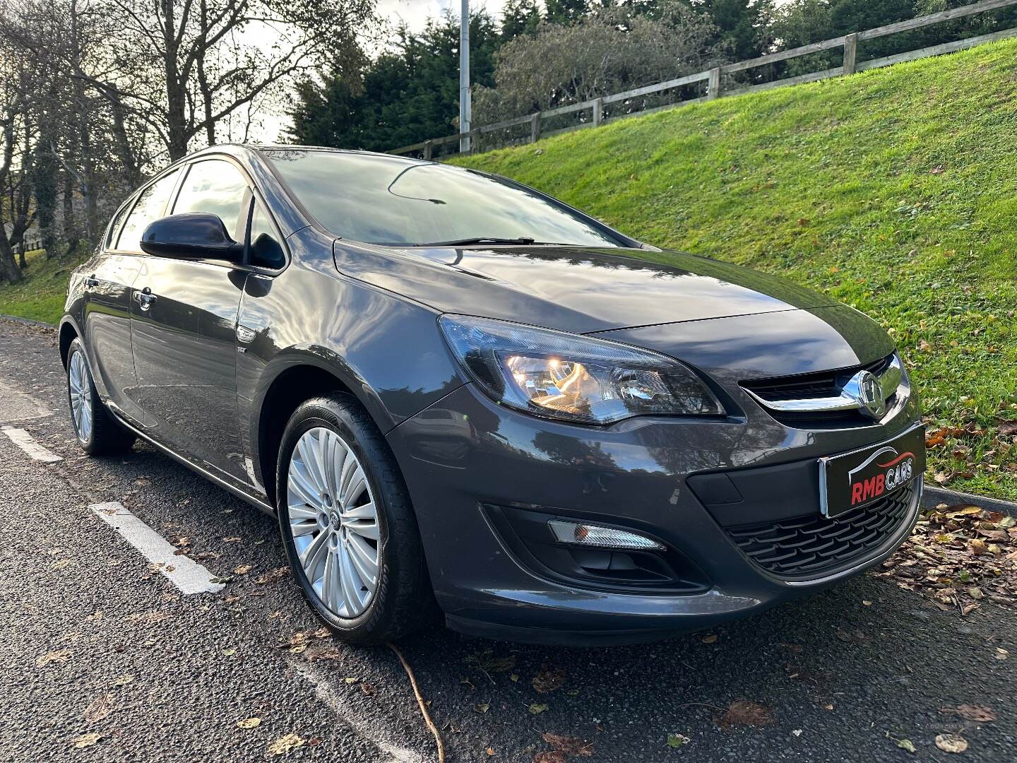 Vauxhall Astra HATCHBACK SPECIAL EDS in Down