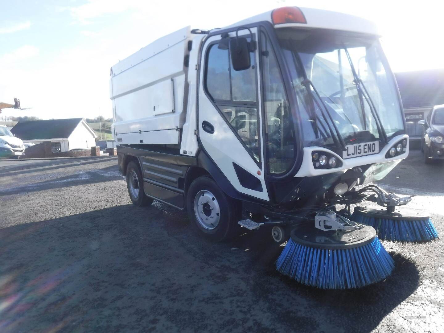 Johnstons CR400 Road Sweeper - power washer - gully sucker . in Down