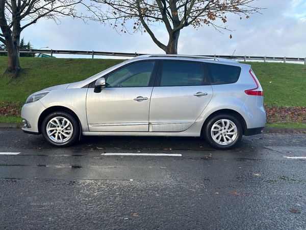 Renault Grand Scenic DIESEL ESTATE in Down