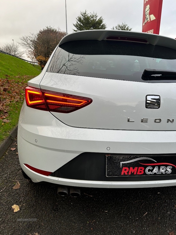 Seat Leon SPORT COUPE in Down