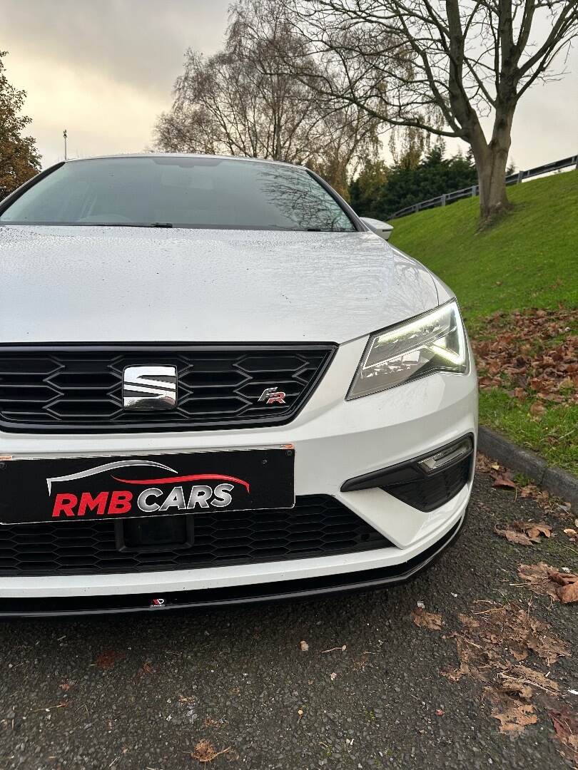 Seat Leon SPORT COUPE in Down