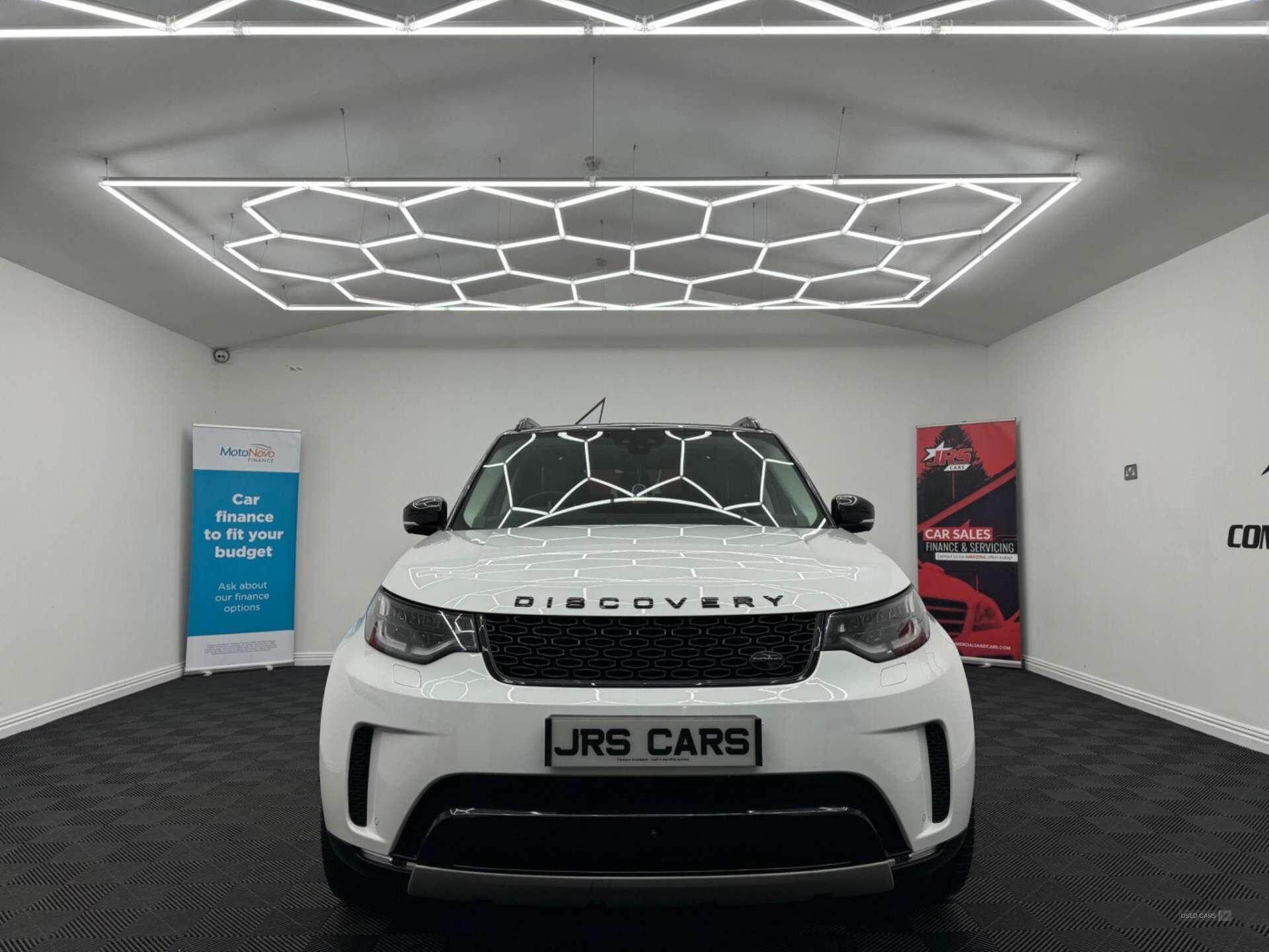 Mar 2018 Land Rover Discovery 3.0 TD6 HSE Luxury 5dr Auto
