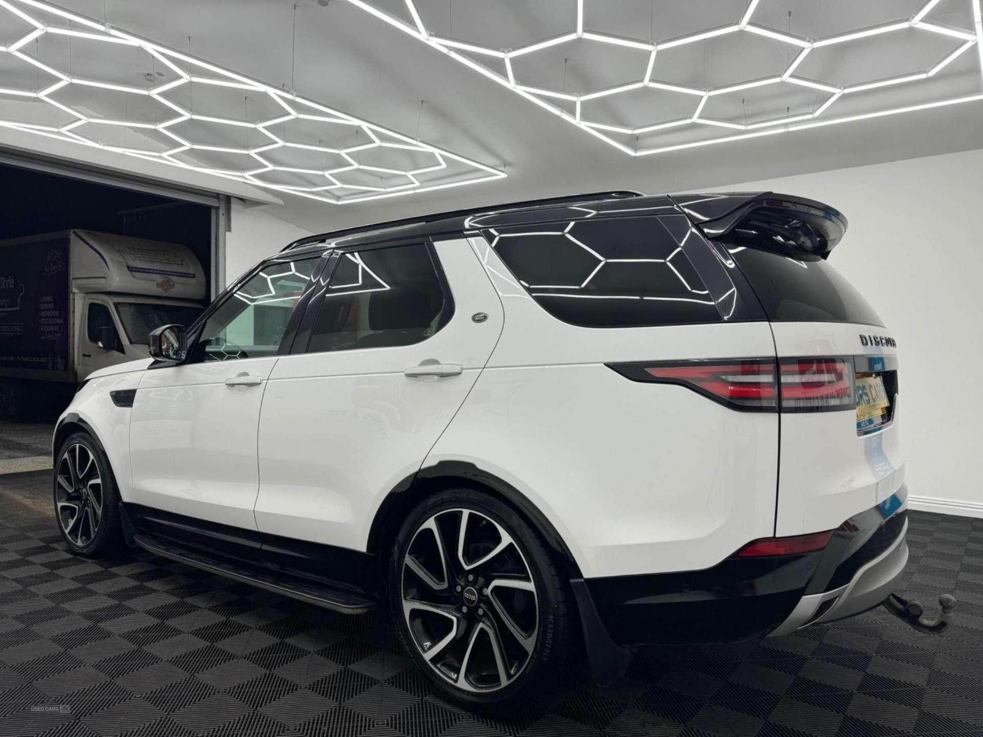Mar 2018 Land Rover Discovery 3.0 TD6 HSE Luxury 5dr Auto