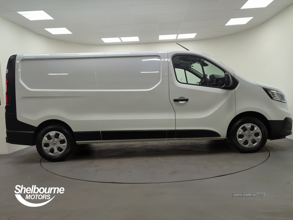 Renault Trafic Van Business LL30 2.0 dCi 150 Stop Start in Armagh